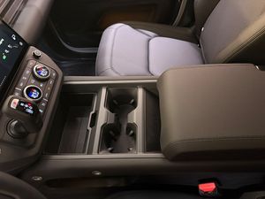 Land Rover Defender bild 16