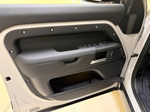 Land Rover Defender bild 10