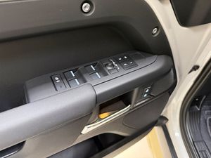 Land Rover Defender bild 11