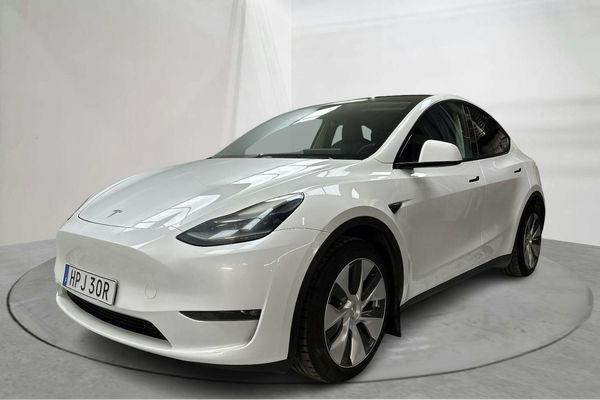 Tesla Model Y Long Range Dual Motor AWD - 2023
