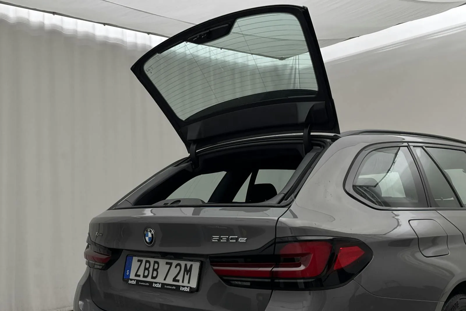 Vehicle image 20