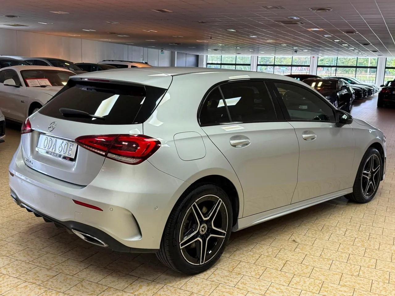 Vehicle image 6