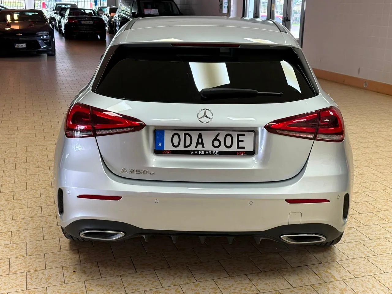 Vehicle image 5