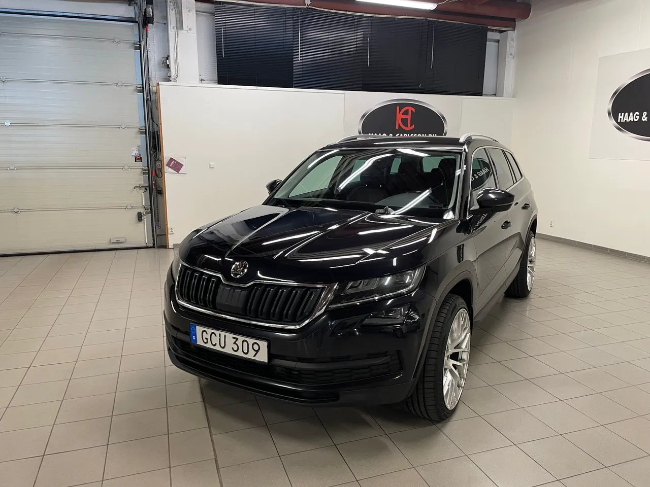Vehicle image 1