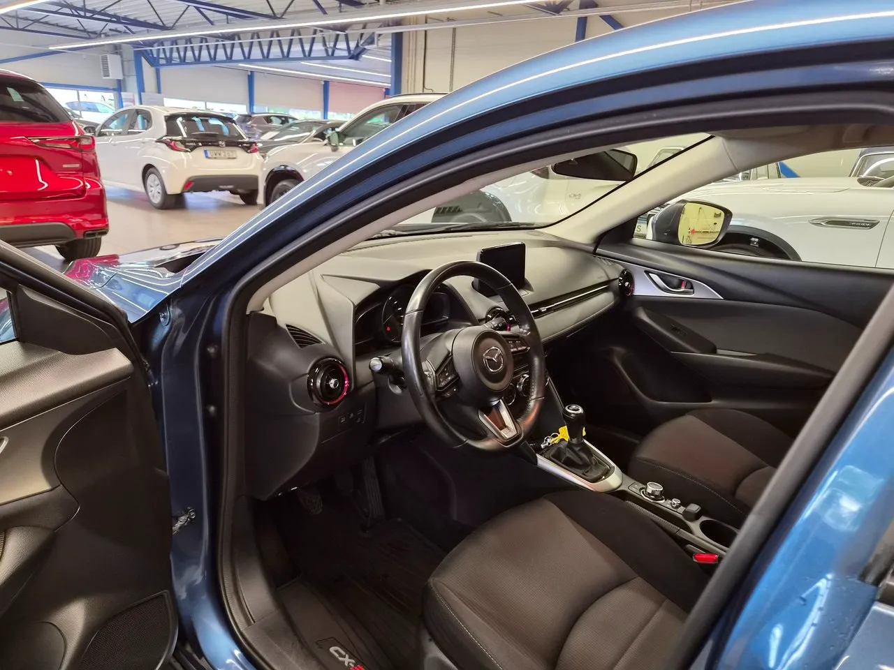 Vehicle image 7
