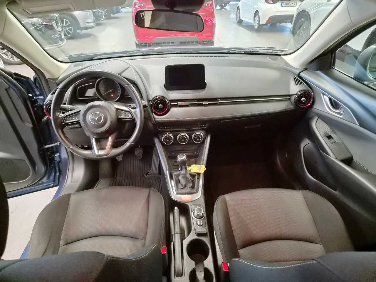 Vehicle image 8