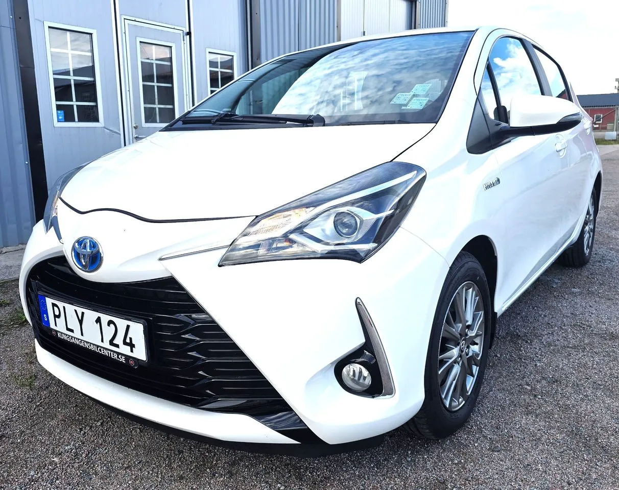 Vehicle image 7