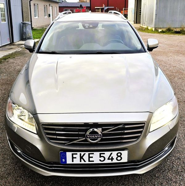 Volvo V70 D2 Summum Euro 5 - 2015