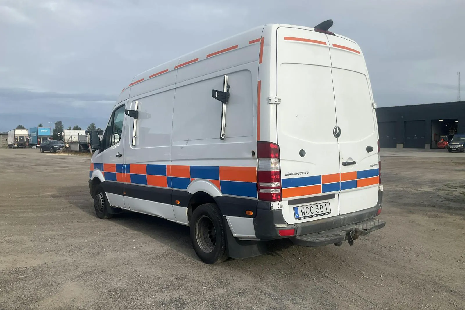 Vehicle image 2