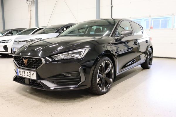 Cupra Leon 1.5 eTSI B-Kam M-Värm Carplay Cockpit 150hk - 2023