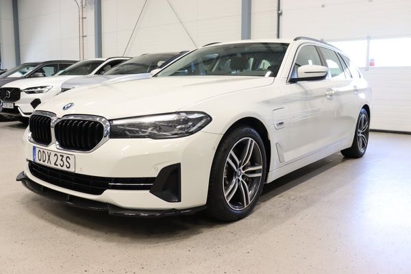 BMW 530 e xDrive Touring Drag B-Kam Läder B-Värm 292hk - 2023