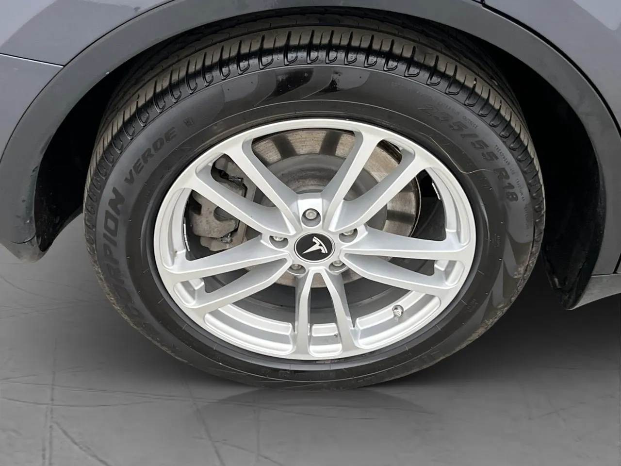 Vehicle image 35