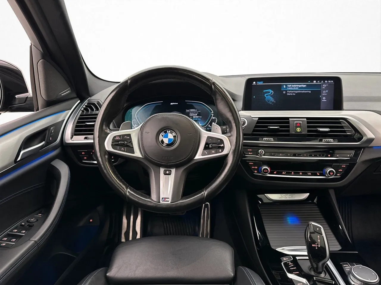 Vehicle image 14