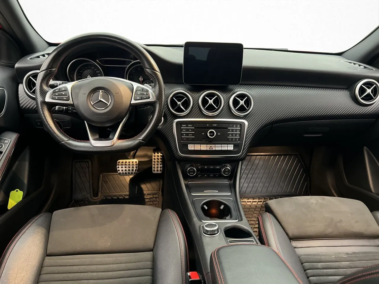 Vehicle image 20