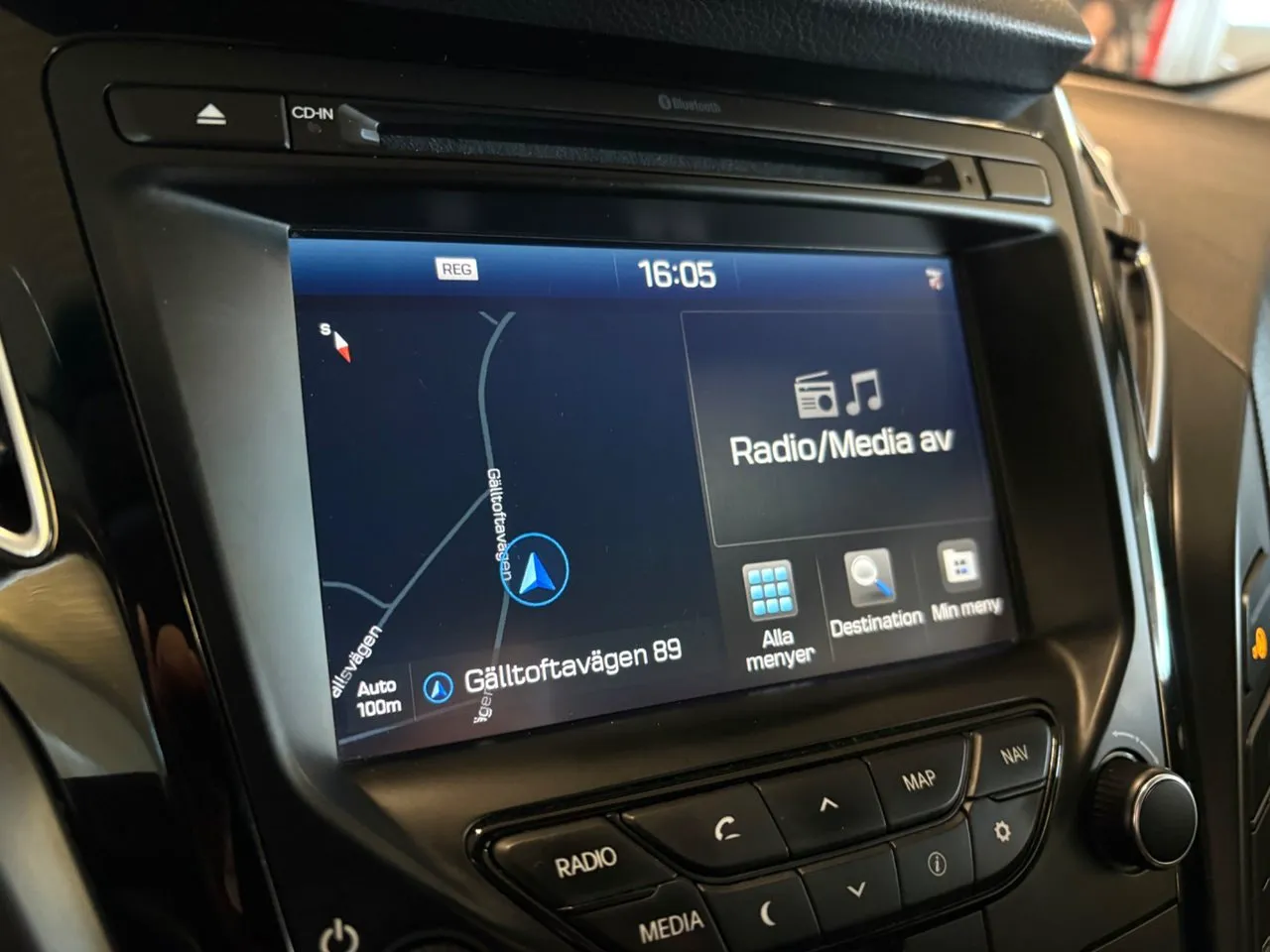 Vehicle image 7