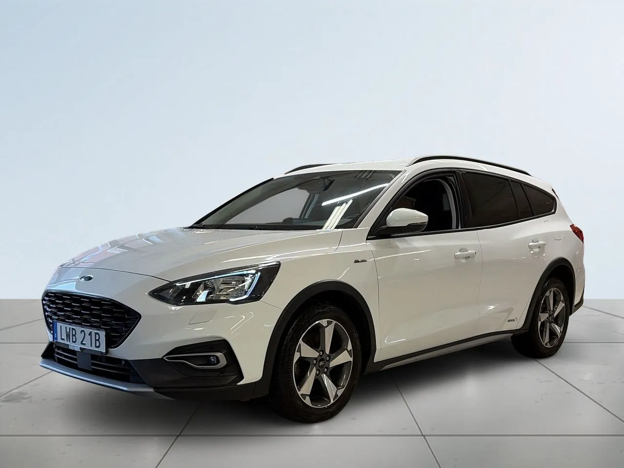 Vehicle image 15
