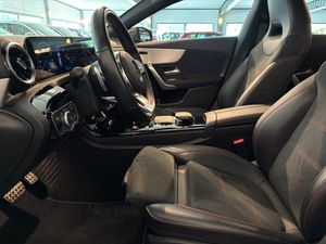 Mercedes CLA200 bild 8