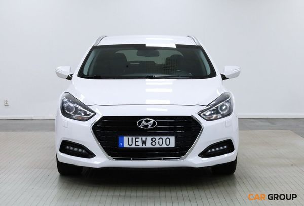 Hyundai i40 cw 1.7 CRDi DCT ComfortPlus Kamera PDC GPS - 2016