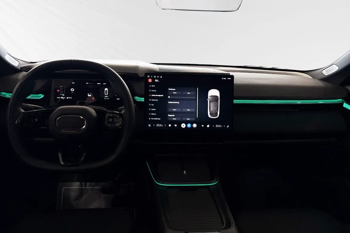 Vehicle image 7