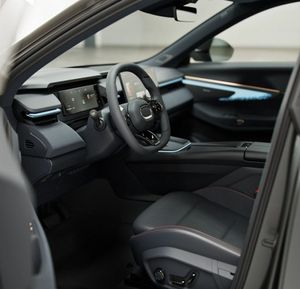 Lynk & Co 08 bild 9