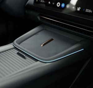 Lynk & Co 08 bild 12
