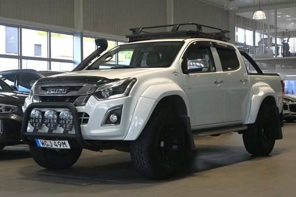 Isuzu D-Max Crew Cab 1.9 4WD AT 35 ARTIC TRUCKS - 2019