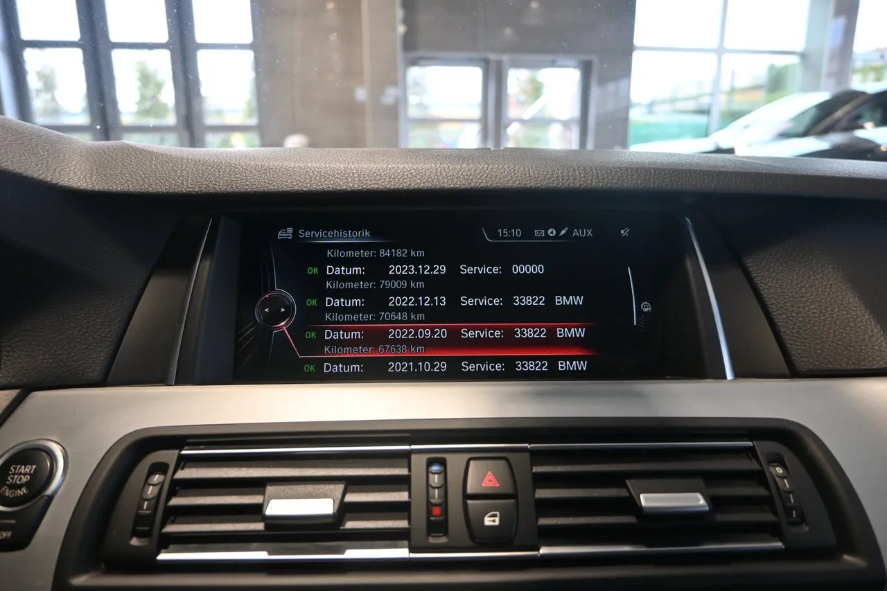 Vehicle image 27