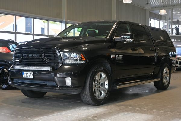 RAM 1500 Crew Cab 5.7 V8 HEMI Sport Kåpa 6380MIL - 2018