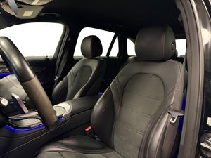 Mercedes GLC300 bild 8