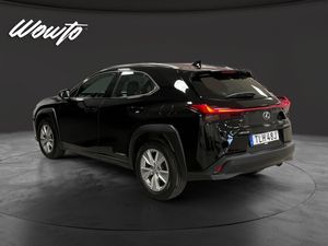 Lexus UX bild 6