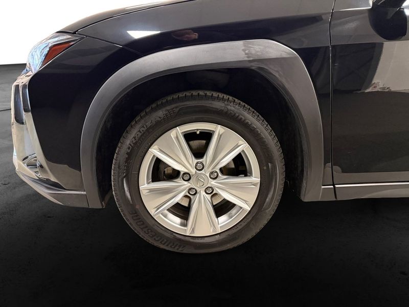 Lexus UX bild 16