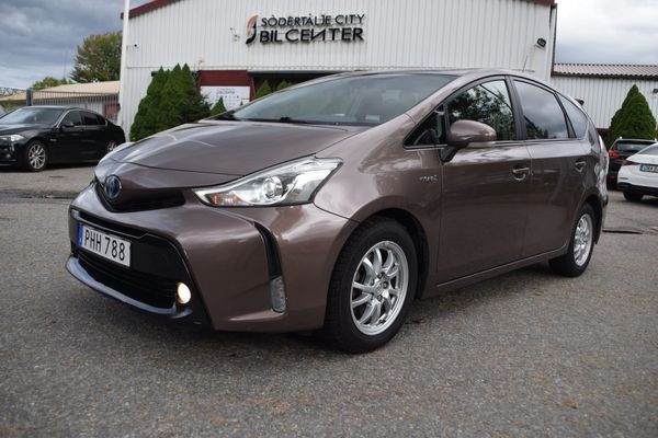 Toyota Prius Hybrid HUD CVT Euro 6 7-Sits 122HK B-Kamera - 2017