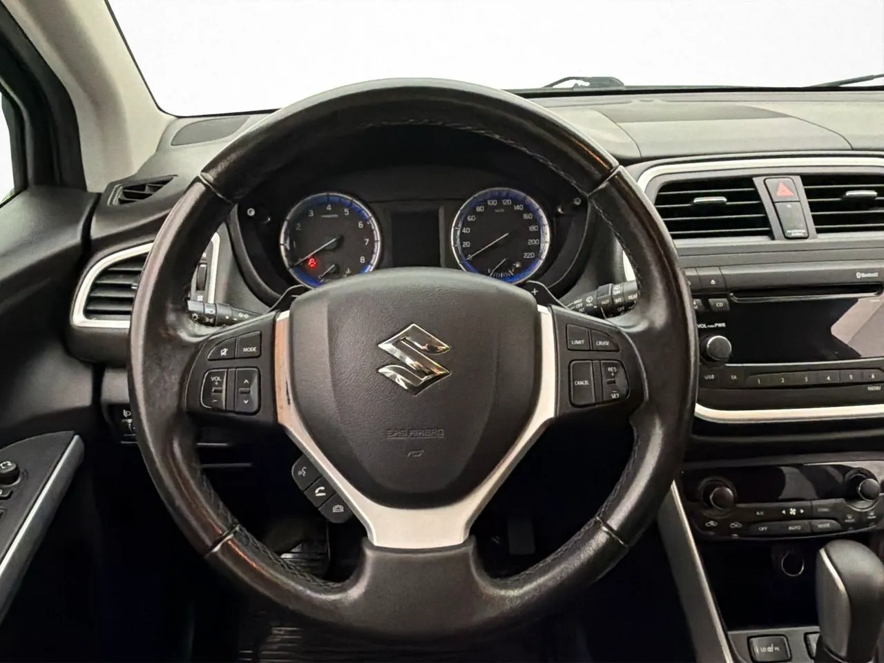 Vehicle image 18