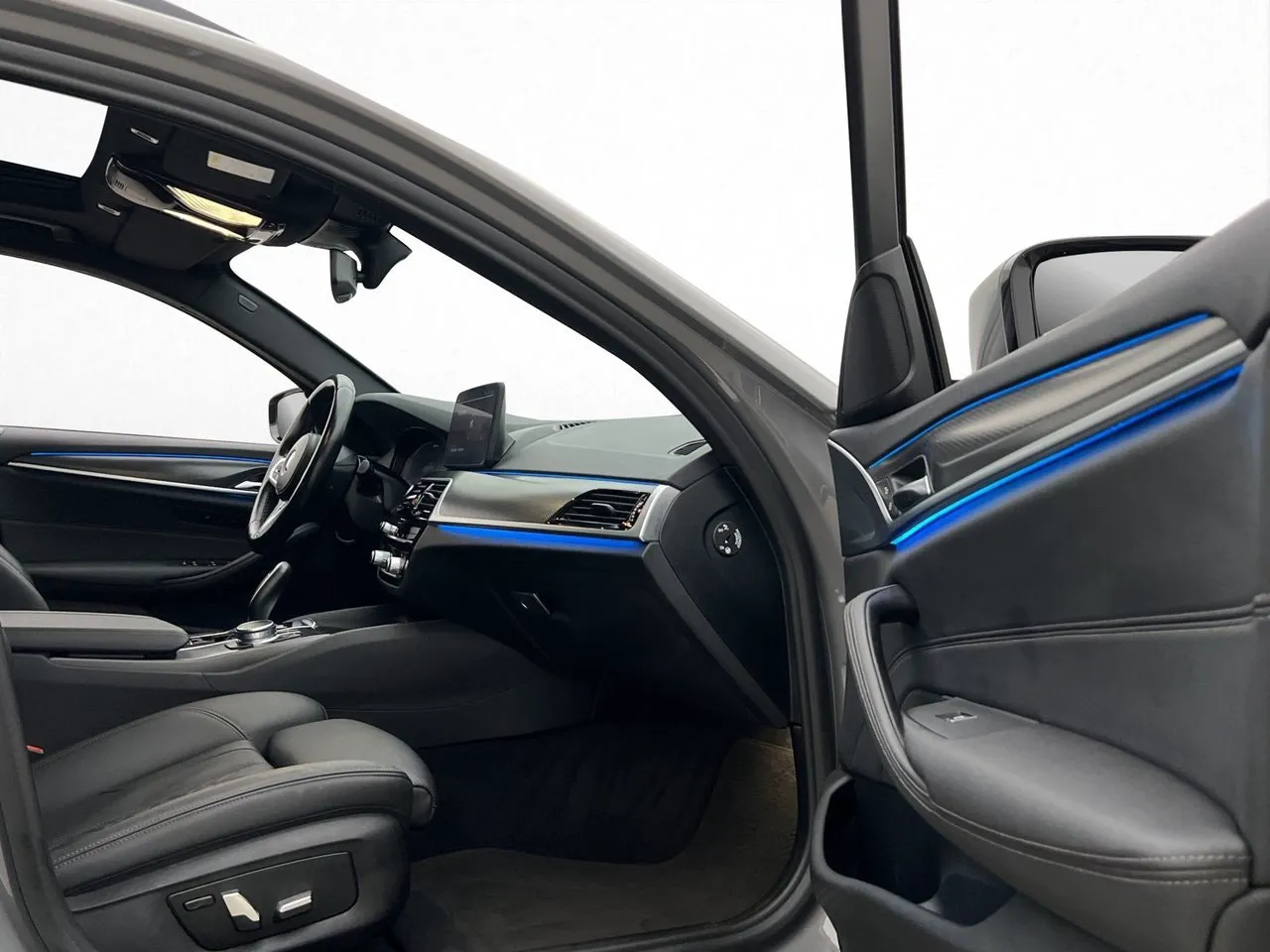 Vehicle image 31