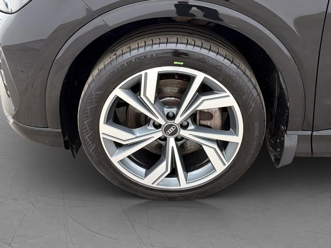 Vehicle image 31