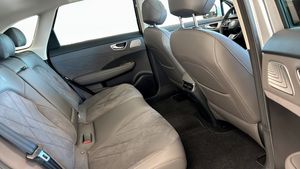 MG S6 EV bild 5