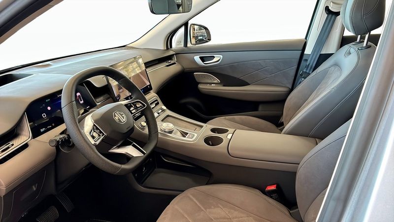 MG S6 EV bild 13