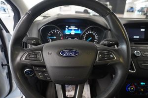 Ford Focus bild 12
