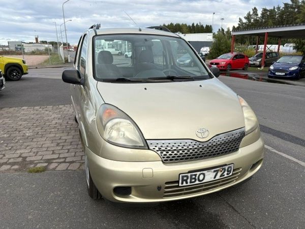 Toyota Yaris Verso 1.3 VVT-i Manuell, 86hk - 1999