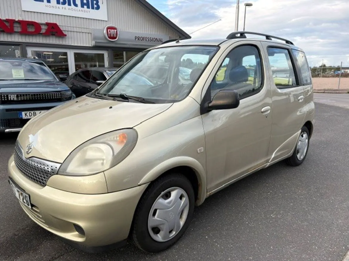 Vehicle image 1
