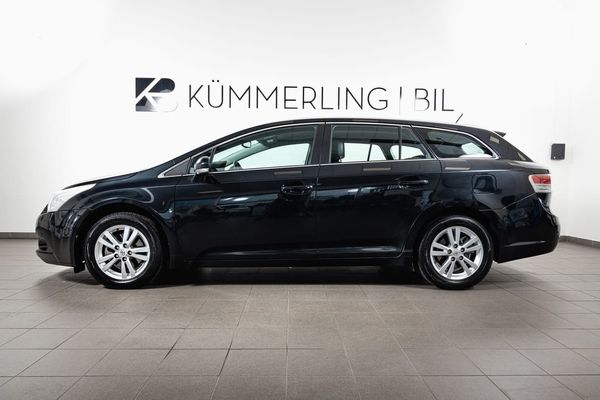 Toyota Avensis 1.8 Automat 147hk B-Kamera Drag M&Kvärmare - 2010