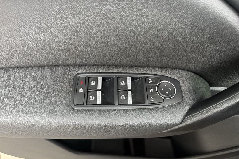 Renault Captur bild 15