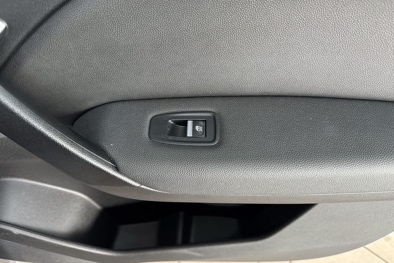 Renault Captur bild 17