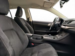 Lexus CT bild 9