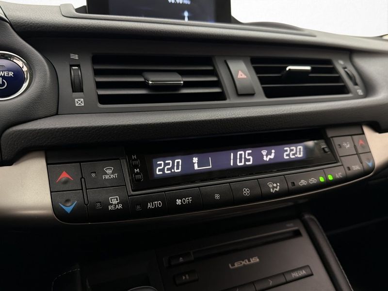 Lexus CT bild 17
