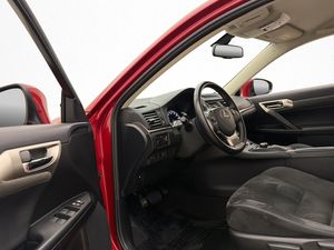 Lexus CT bild 13