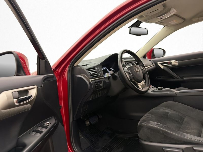 Lexus CT bild 13