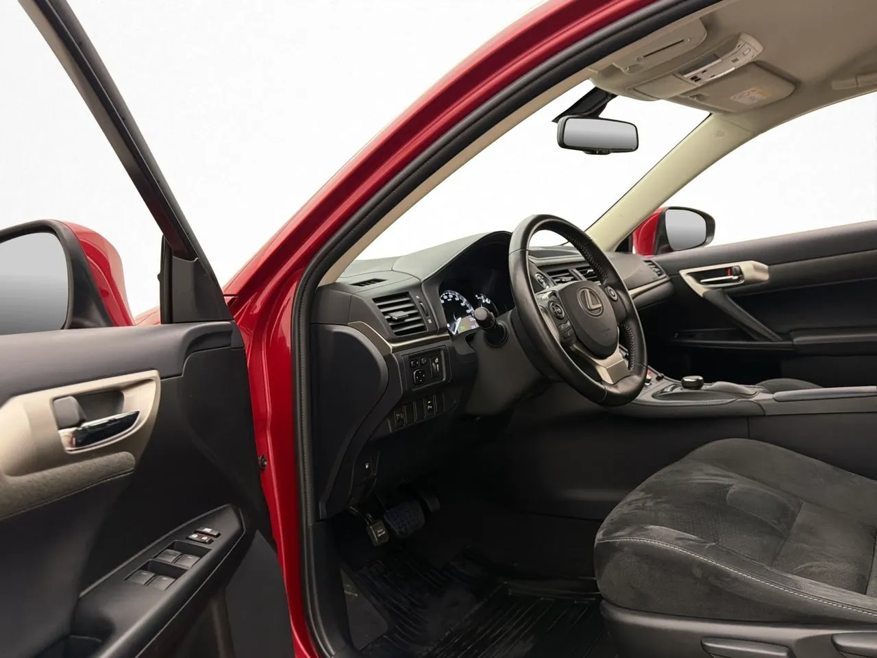 Vehicle image 12