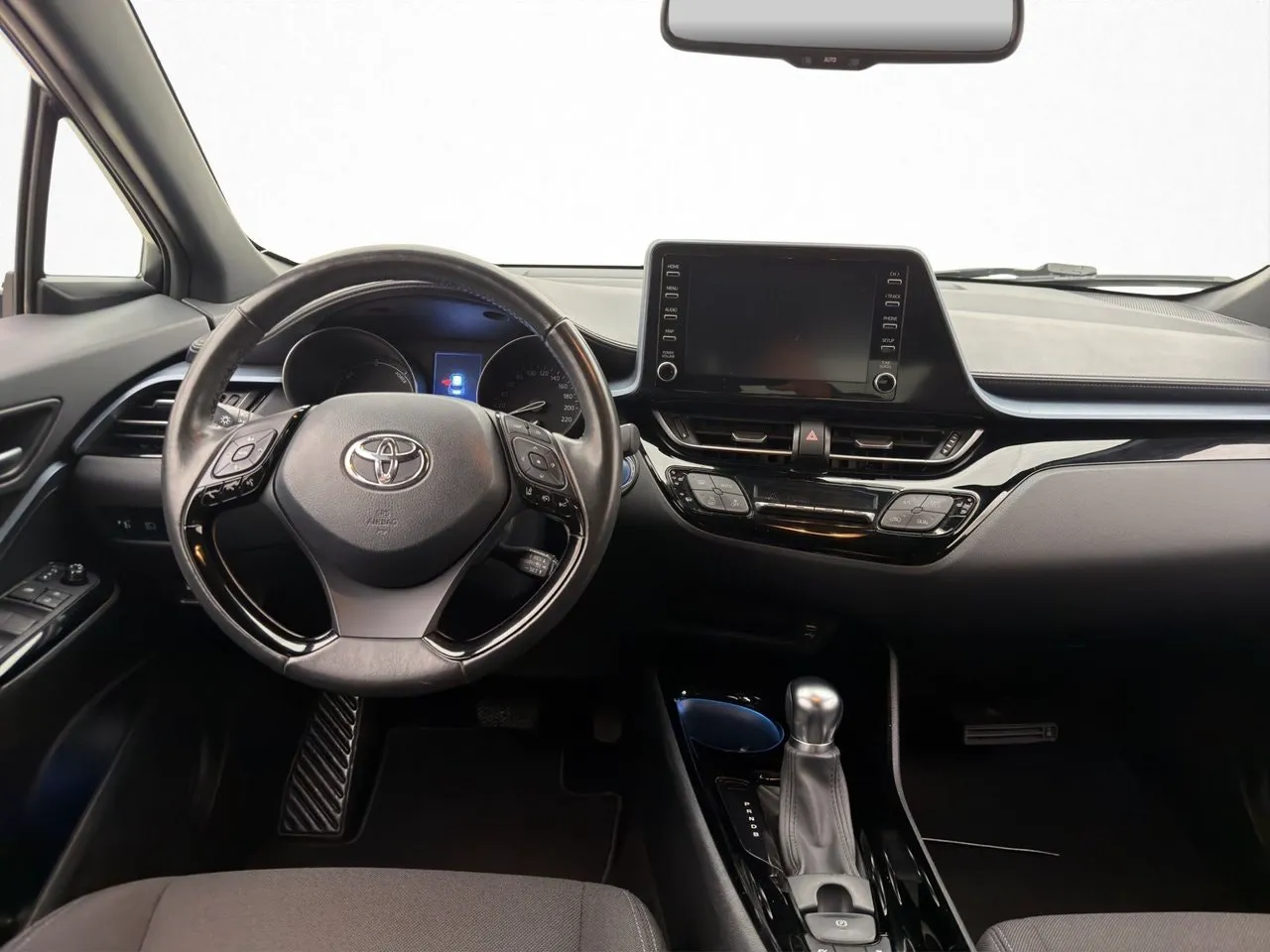 Vehicle image 10