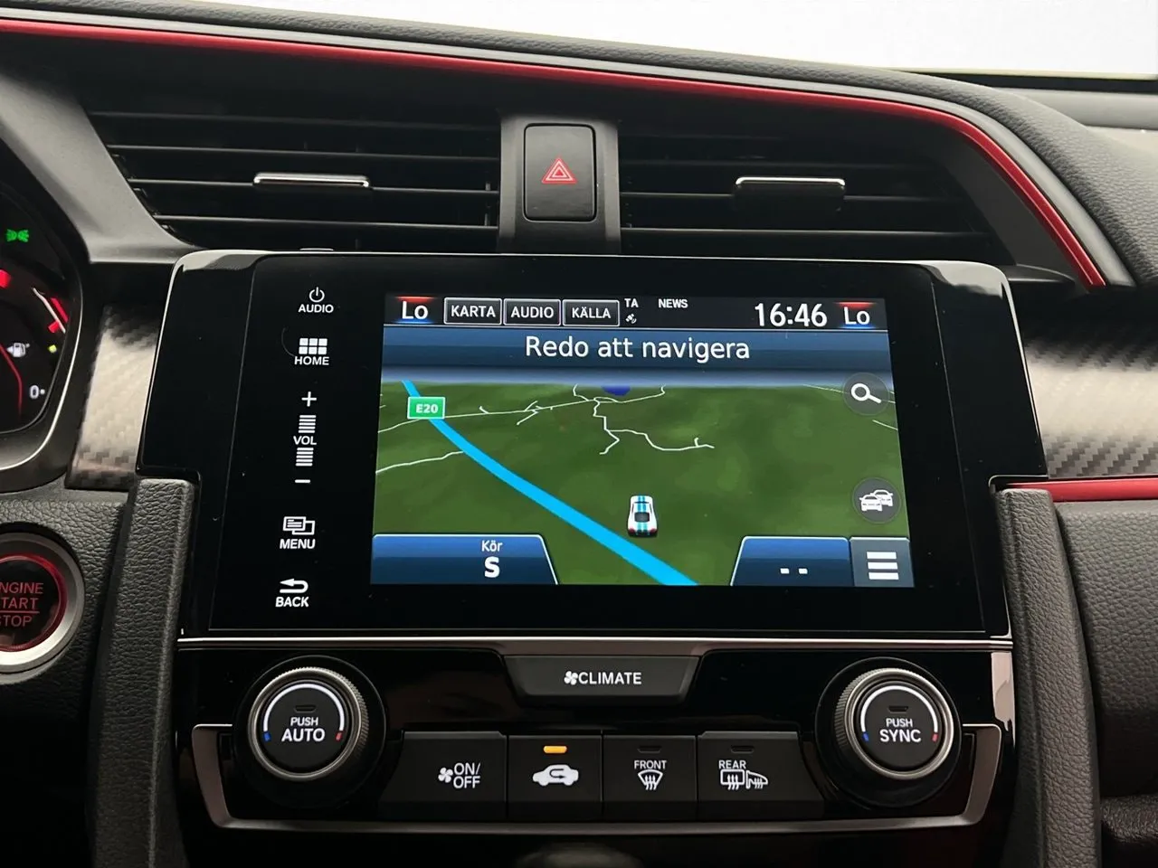 Vehicle image 16